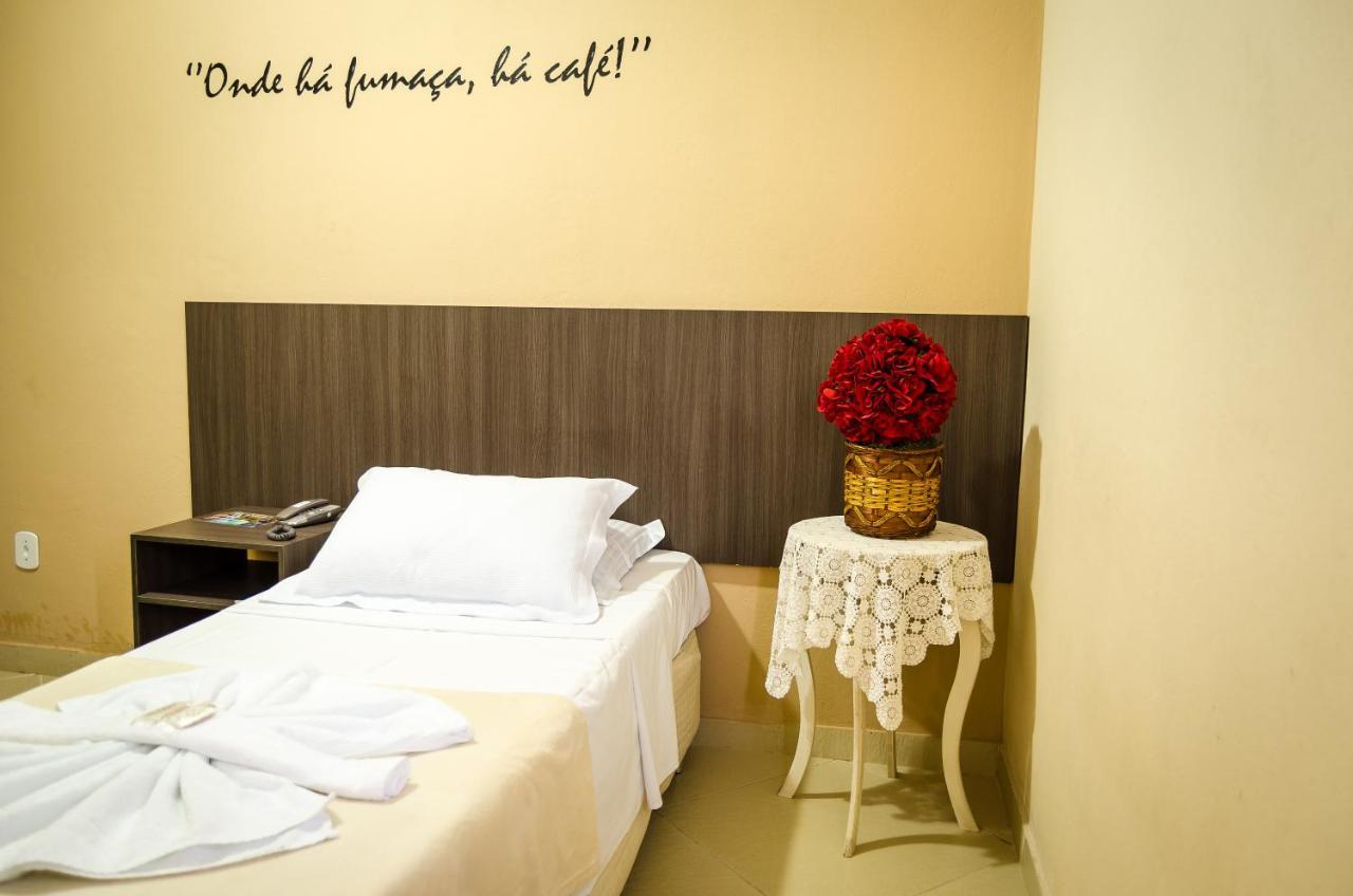 Hotel Vale Do Cafe Machado Exterior foto